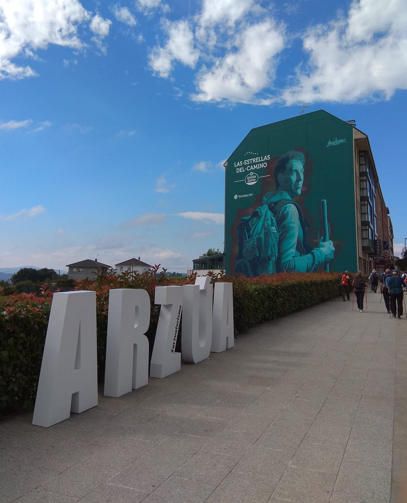 Día 6 : Arzúa - O Pedrouzo(19.3 km ~ 4 horas)