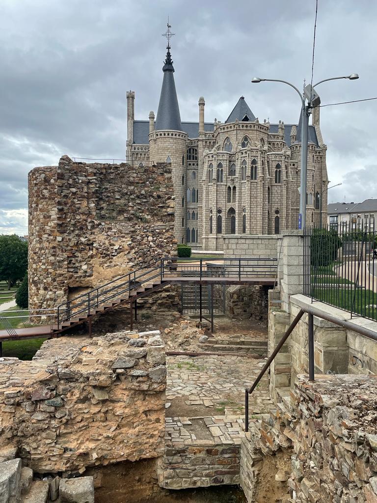Day 4: Hospital de Órbigo - Astorga (16,5 km  ~ 4 hours)