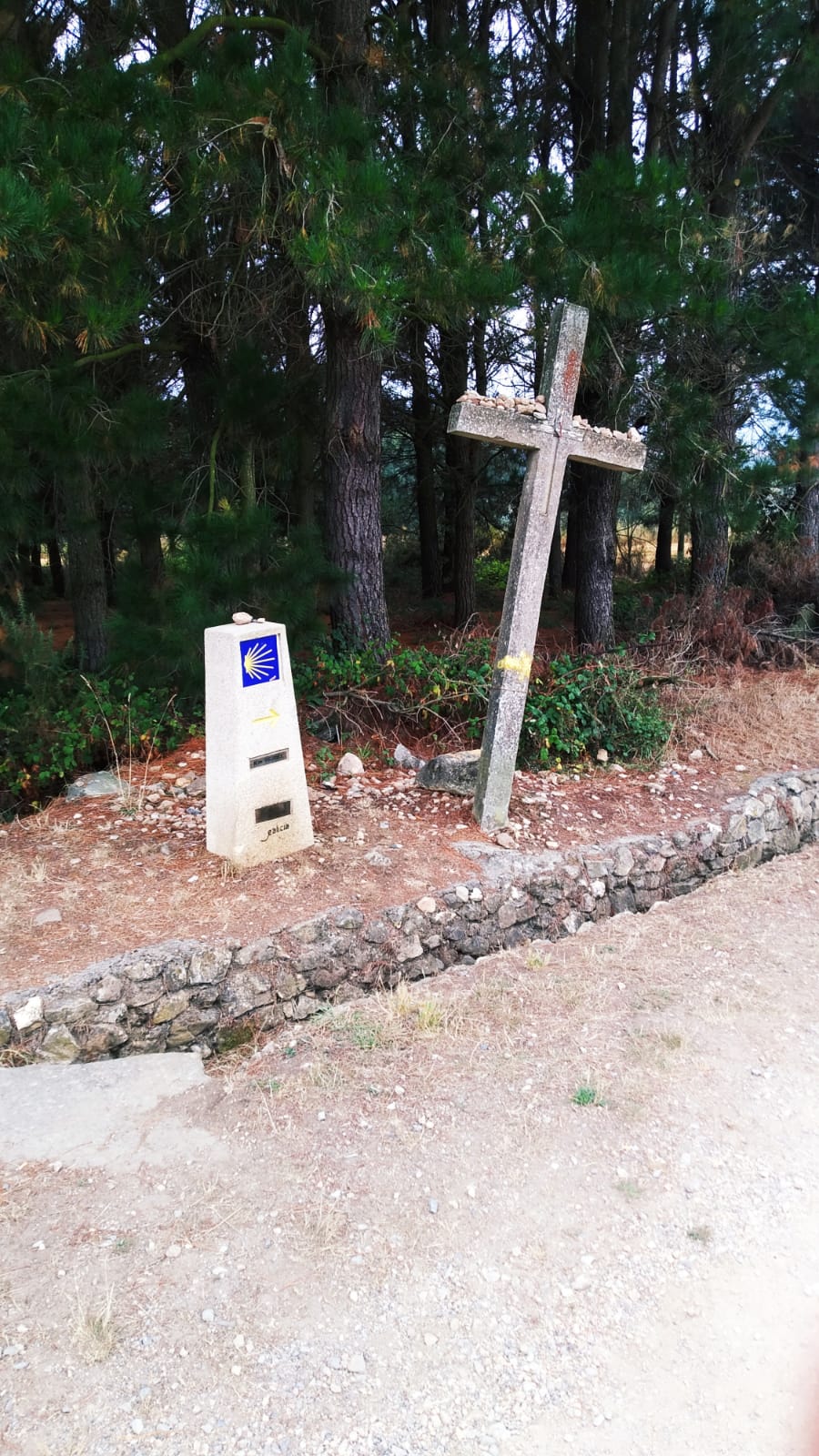 Día 4 : Portomarín - Ventas de Narón (13 km ~ 3 horas)