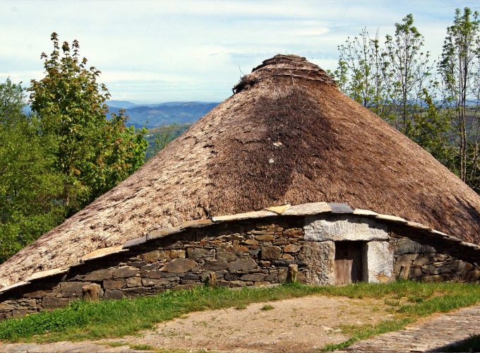 Rutas Meigas : especialistas en Camino de Santiago y excursiones a medida en Galicia