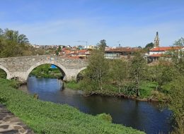 Camino francés desde Sarria a Santiago de Compostela con Melide