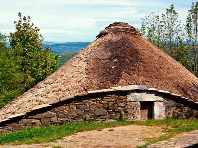 Rutas Meigas : especialistas en Camino de Santiago y excursiones a medida en Galicia
