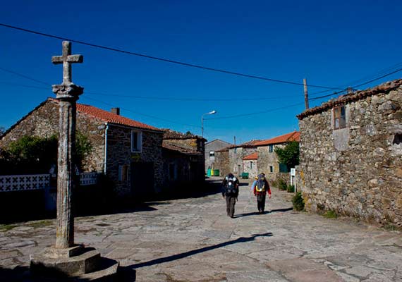 Tag 21: El Burgo Ranero - Mansilla de las Mulas 19 km (+/- 5 Stunden)
