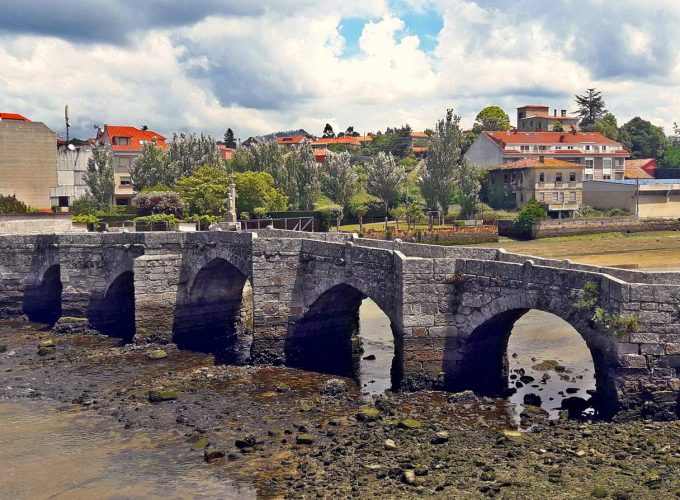 Rutas Meigas : especialistas en Camino de Santiago y excursiones a medida en Galicia