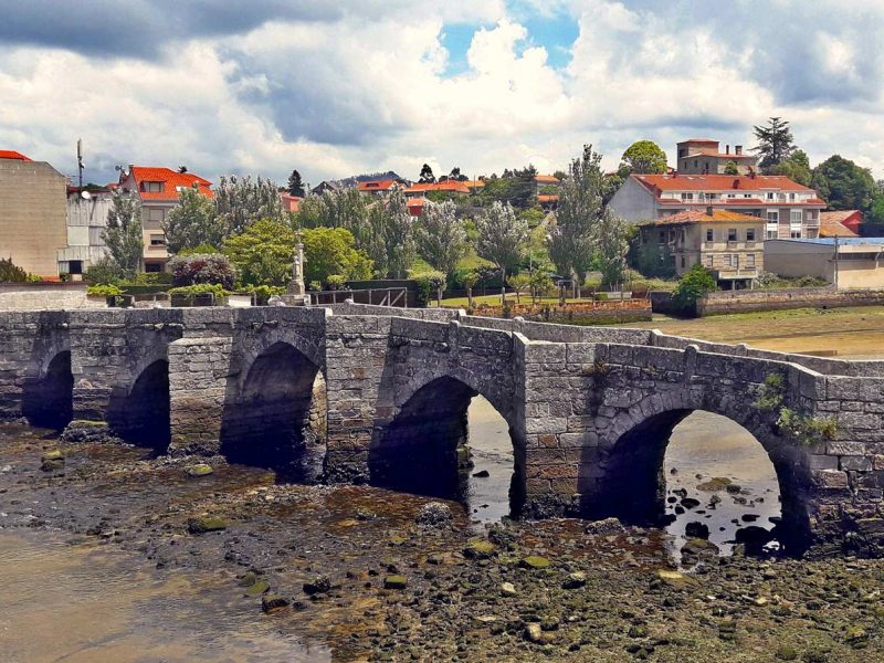 Rutas Meigas : especialistas en Camino de Santiago y excursiones a medida en Galicia