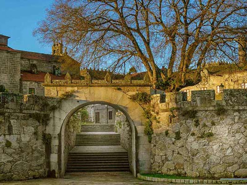 Rutas Meigas : especialistas en Camino de Santiago y excursiones a medida en Galicia